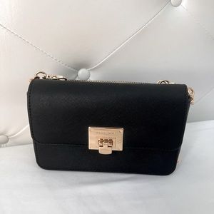 Michael Kors 2-in-1 Crossbody/Wallet On Chain Bag